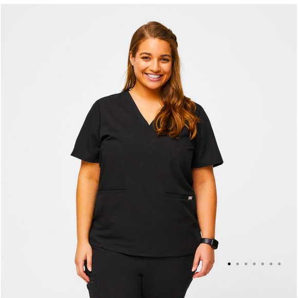Figs Tops - Black Figs three Pocket Scrub Top